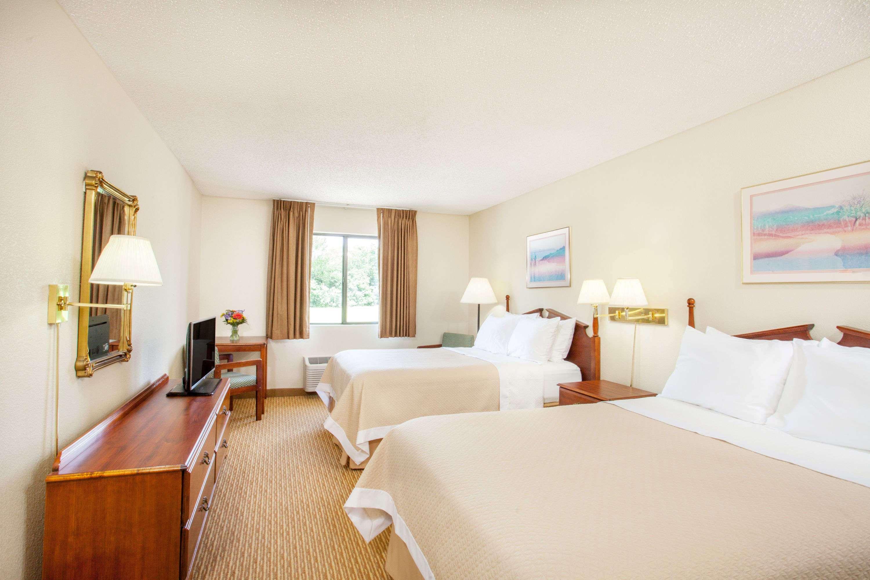 Days Inn By Wyndham Glasgow Εξωτερικό φωτογραφία
