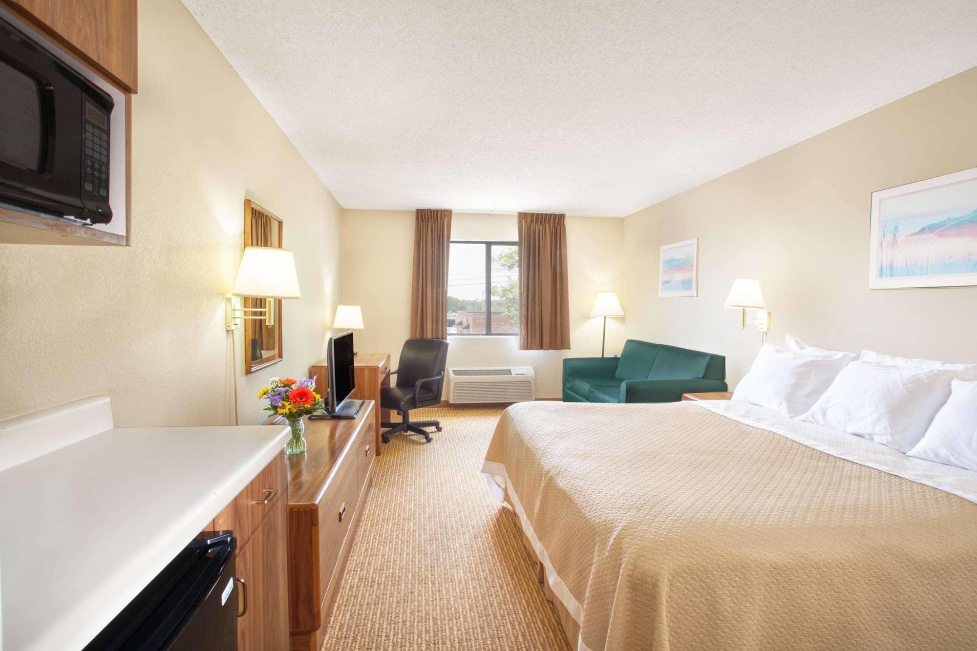 Days Inn By Wyndham Glasgow Εξωτερικό φωτογραφία